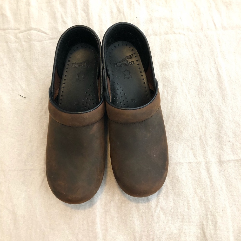 brand new clogs